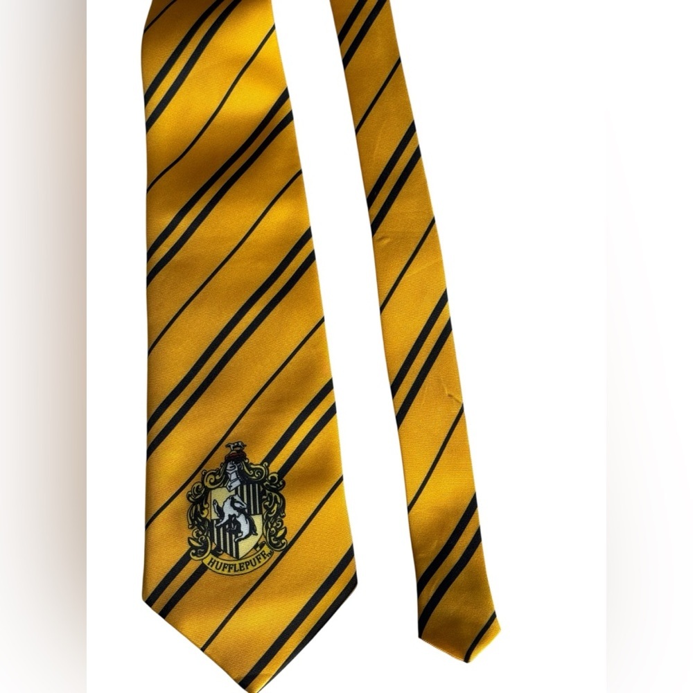 Official Harry Potter Hufflepuff House Crest Striped Yellow & Black Cosplay Tie‎ - Picture 4 of 7